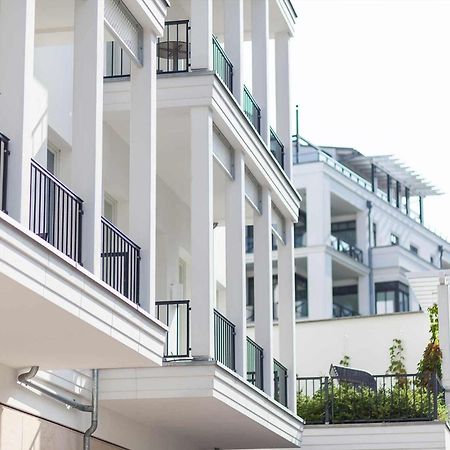 First White Pearl Appartement Sellin  Buitenkant foto